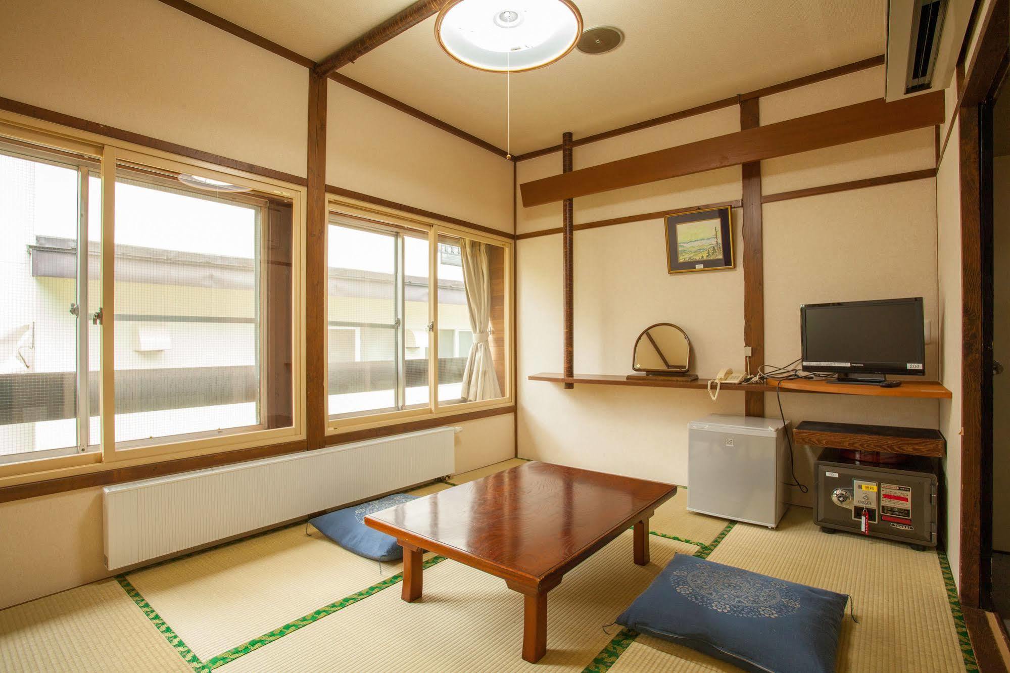 Hotel Mutsumi 志賀高原 エクステリア 写真